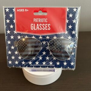 Patriotic Glasses NWT